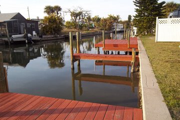 Dock