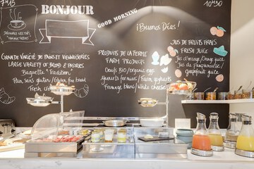 Breakfast buffet