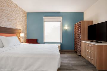 Room 34 of 62