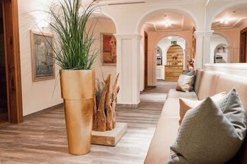 Spa reception