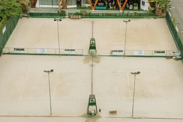 Tennis court