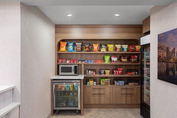 Snack bar