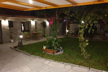Photo 37