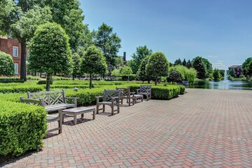 Hotel Exterior 156 of 166