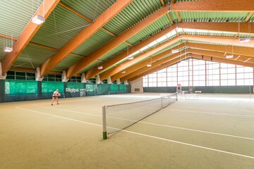 Tennis court