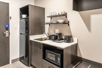 Private kitchenette