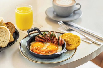 Breakfast meal