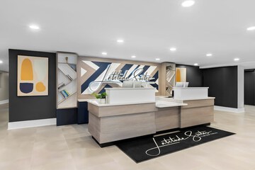 Check-in/check-out kiosk