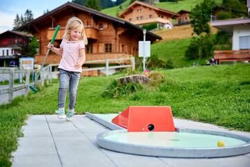 Mini-golf