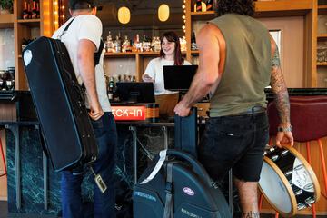 Check-in/check-out kiosk