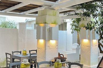 Food court