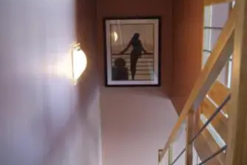 hotel_rooms