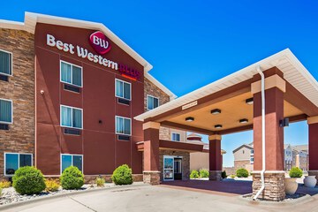 Best Western Plus Carousel Inn & Suites