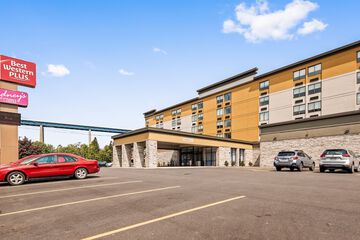 Best Western Plus Clarks Summit Scranton