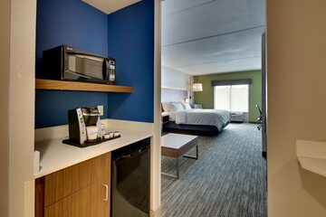 Room 46 of 61
