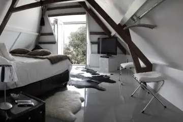 guest_rooms