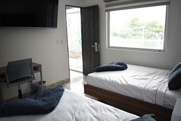Photo 43
