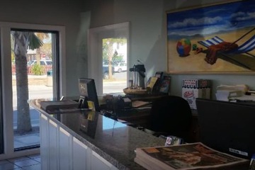 Breakfast/Coffee Service 31 of 44