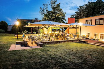 Sundeck