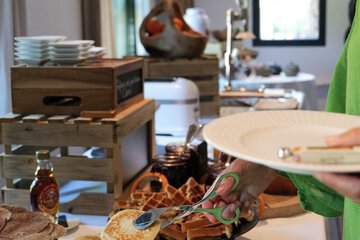 Breakfast buffet