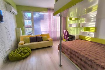 Photo 8