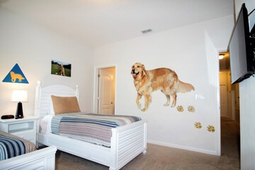 Children's theme room