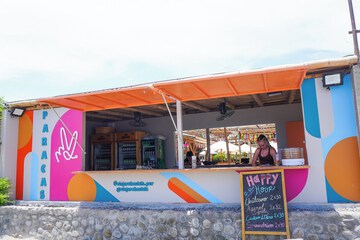 Snack bar