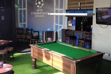 Hotel Bar