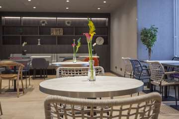 Breakfast area