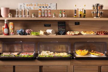Breakfast buffet
