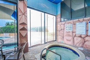 Indoor spa tub