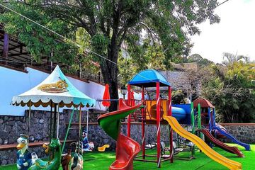 Children's play area - outdoor
