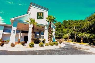 Travelodge by Wyndham Port Wentworth Savannah Area