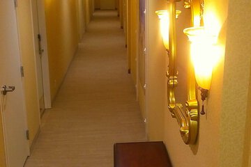 Ballroom/Hall 25 of 28