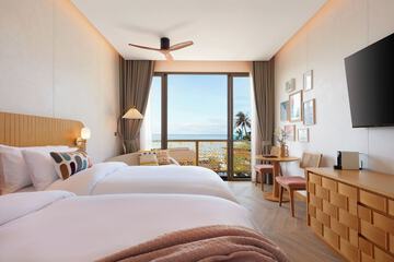 Beach/ocean view