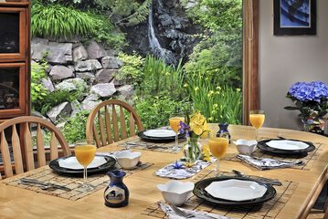 Breakfast area
