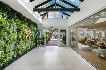 Hotel Interior 14 of 86