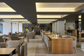 Food court