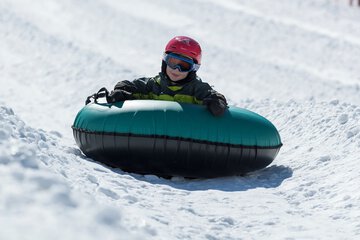 Snow tubing