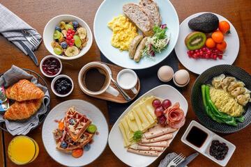 Breakfast buffet