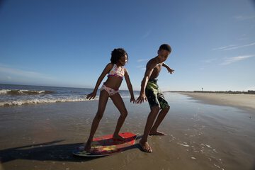 Surfing/boogie boarding