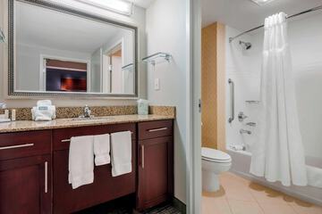 Room 30 of 47