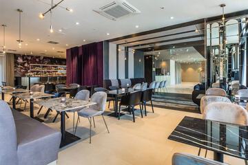Cafe