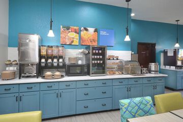 Breakfast/Coffee Service 100 of 118