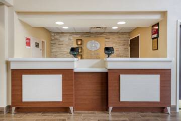 Check-in/check-out kiosk