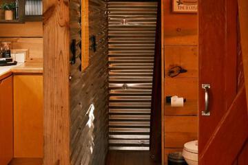 Photo 48