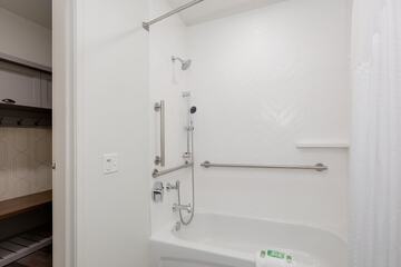 Room 30 of 44