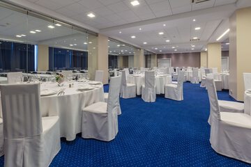 Indoor wedding