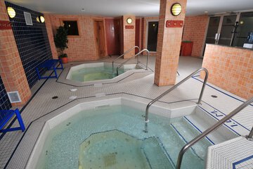 Steam room