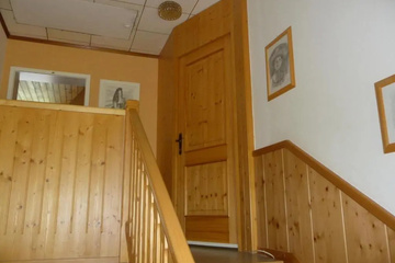 hotel_rooms